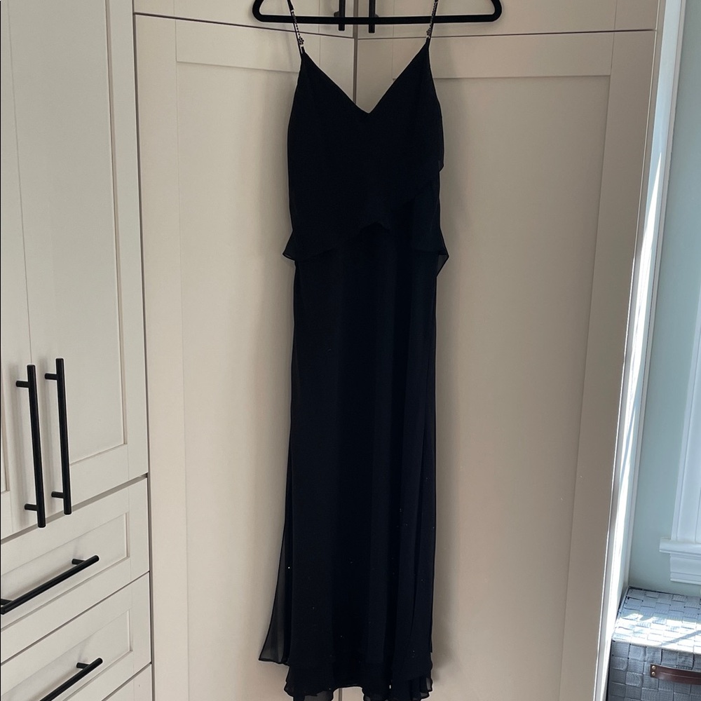 Stunning Jovani New York Black V-Neck Spaghetti Strap midi classic elegant 90’s
